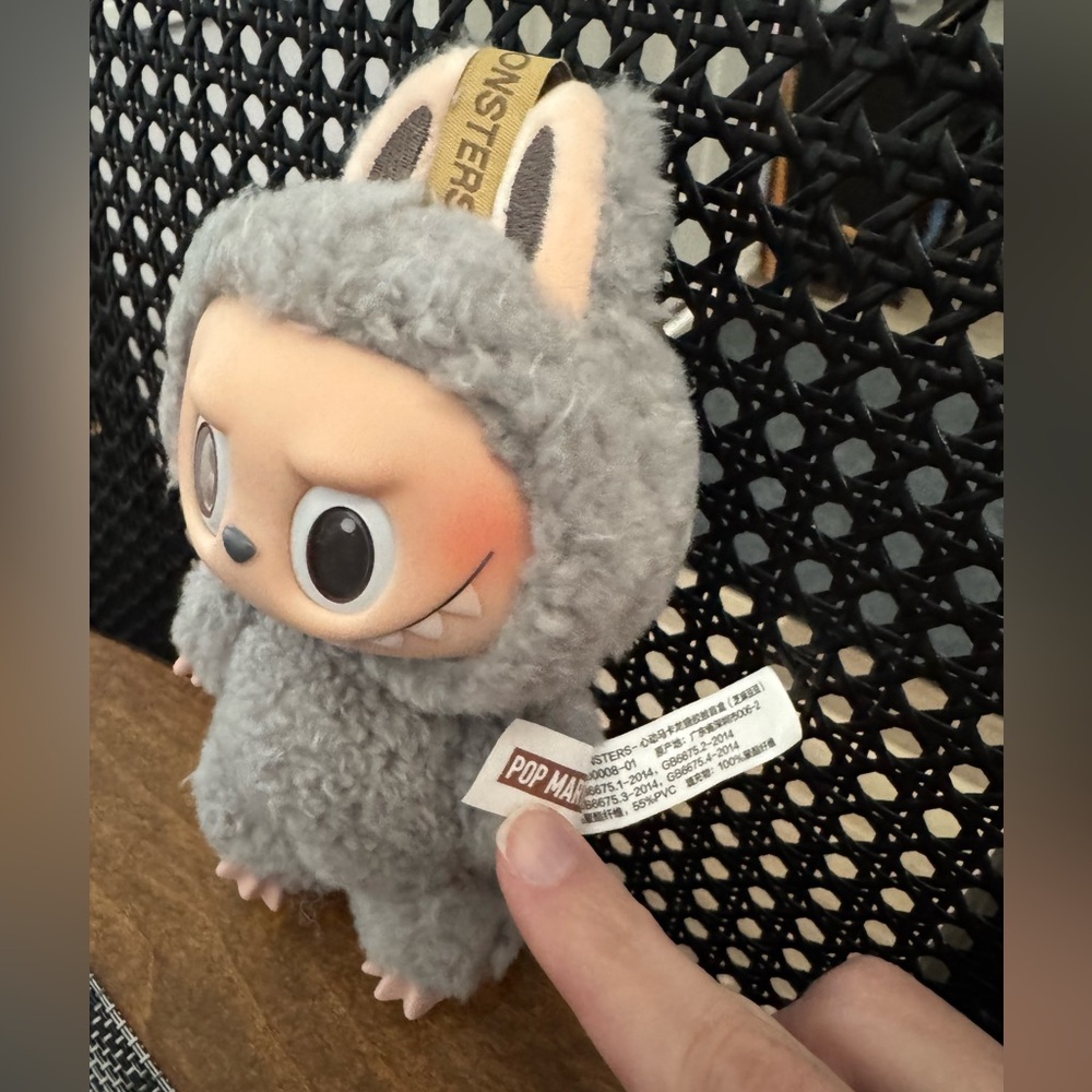 Labubu - Picture 3 of 5